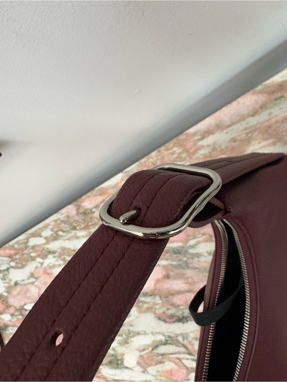 BAGGU Burgundy Leather Shoulder Bag - Picture 3 of 4